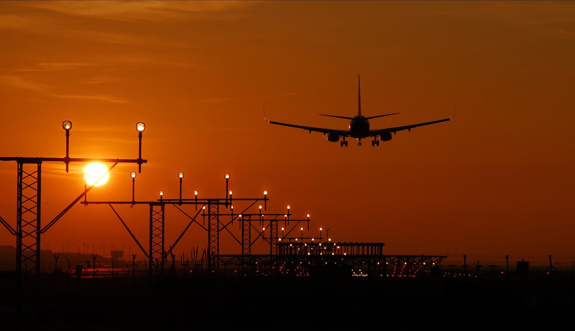 Why Air Canada stock is tanking today