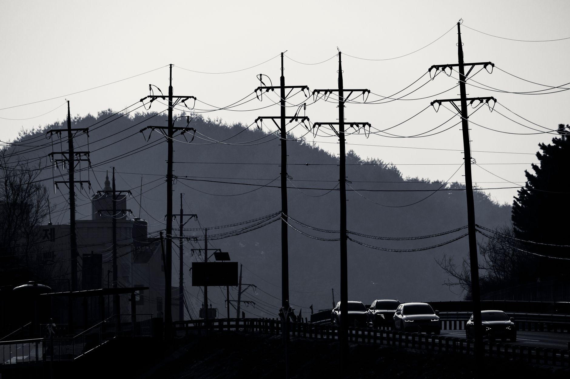 Why Canadian Utilities Limited stock is gaining today