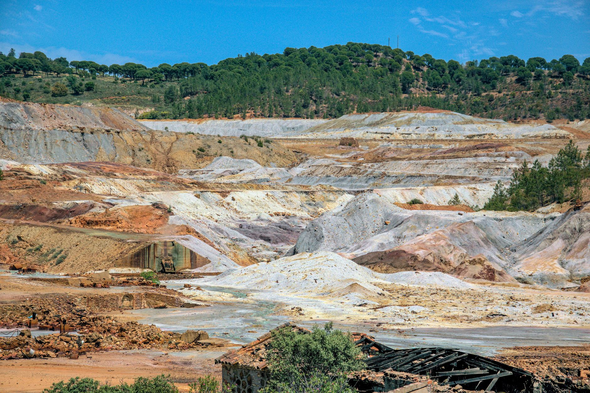 What's Going On With Mega Uranium Ltd. Stock Sunday?