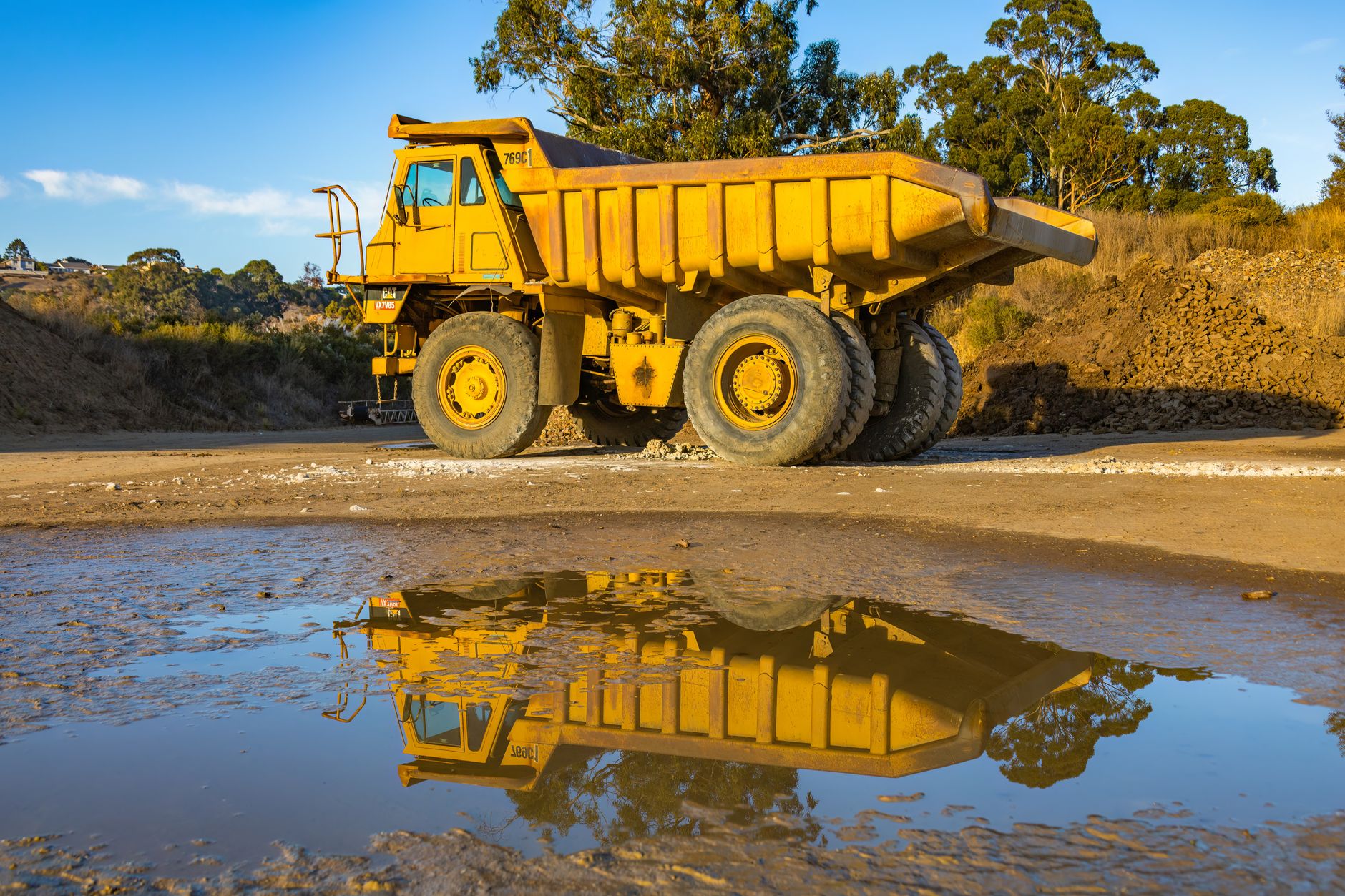 Champion Iron Ltd. (CIA.TO) Sees 5% Decline Over the Past Week — What’s Behind the Slide?