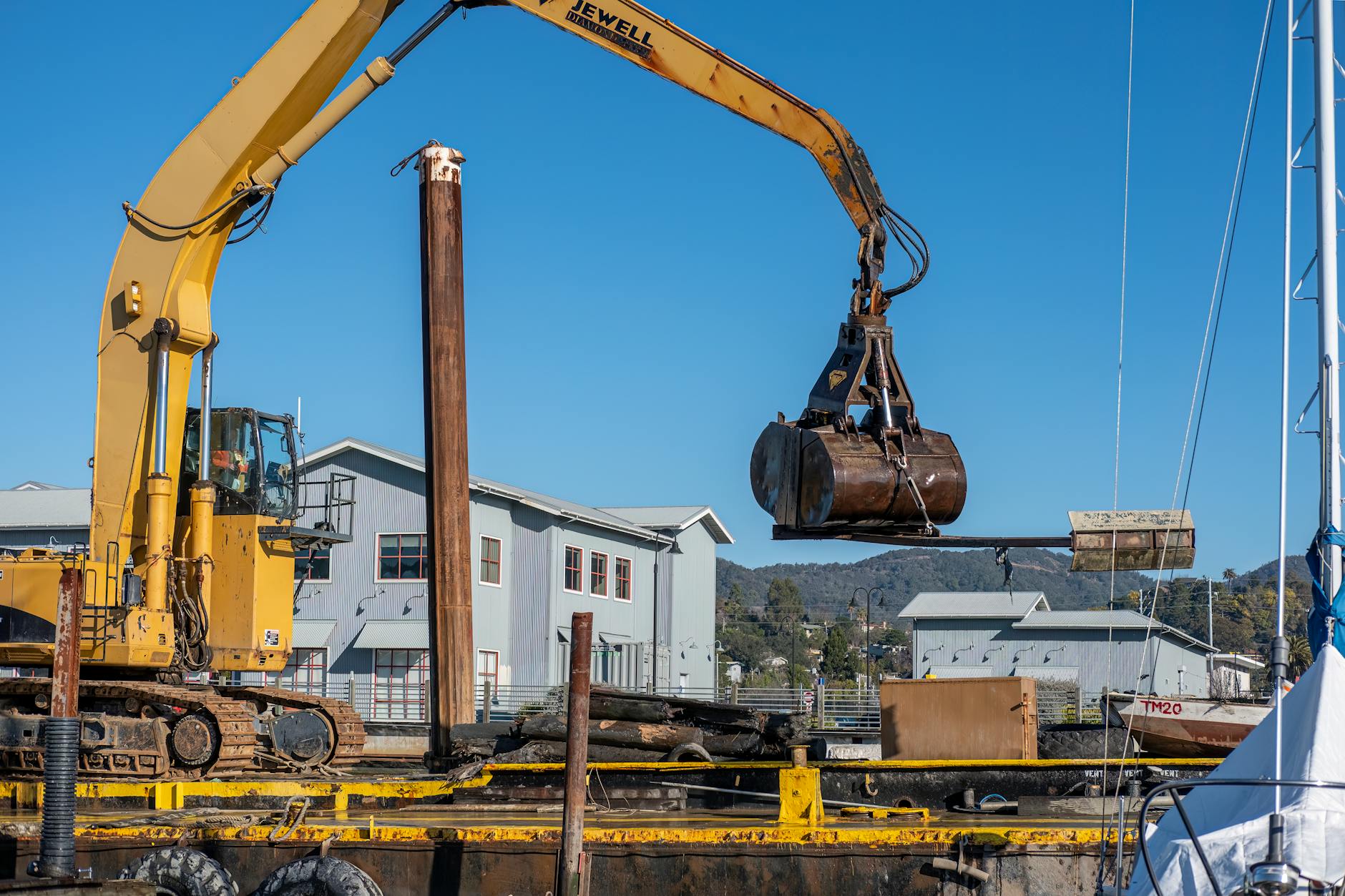 Toromont Industries Ltd. (TIH.TO) Gains Ground After New Remanufacturing Centre Announcement