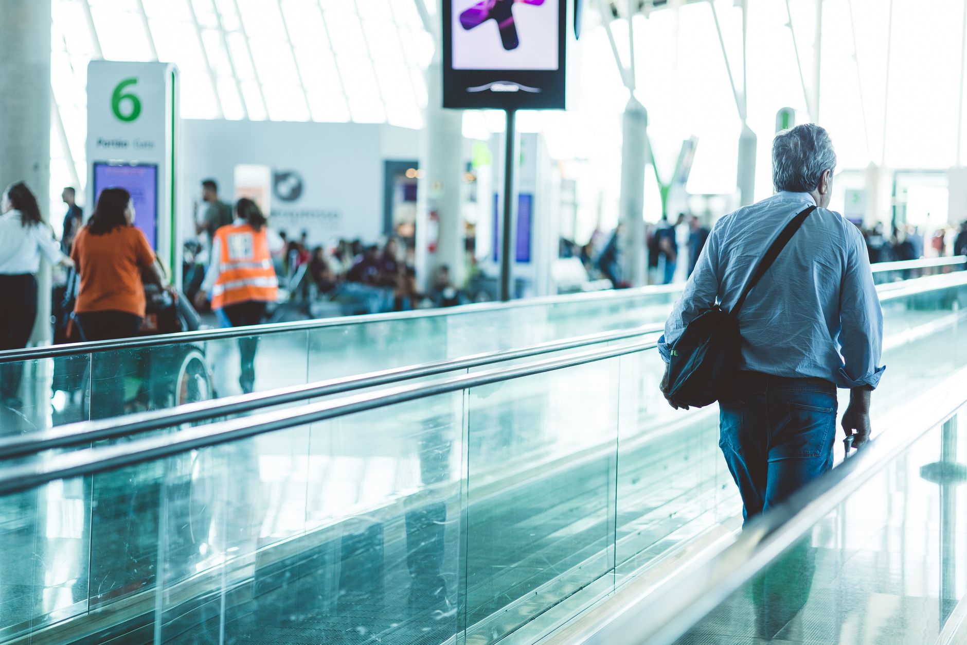 Why Air Canada stock is sliding today