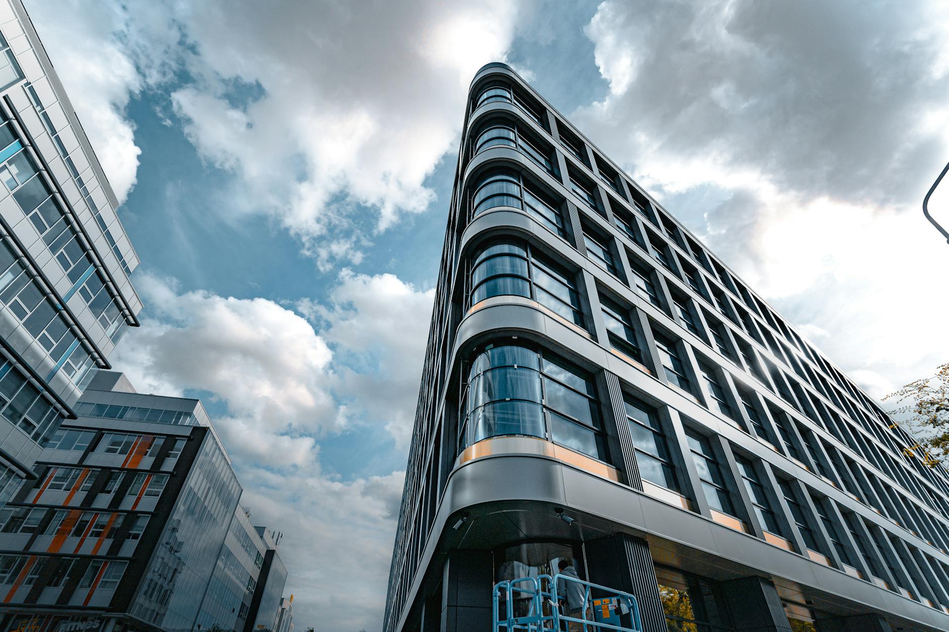 Melcor Developments Reports Q1 Revenue Drop to $45.37M, Declares $0.15 Dividend
