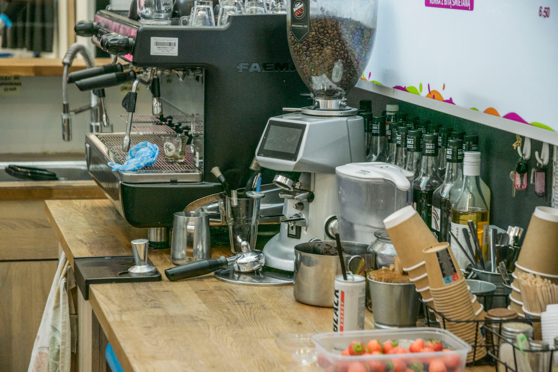 Starbucks Has Raised Its Dividend for 16 Consecutive Years: What Investors Should Know