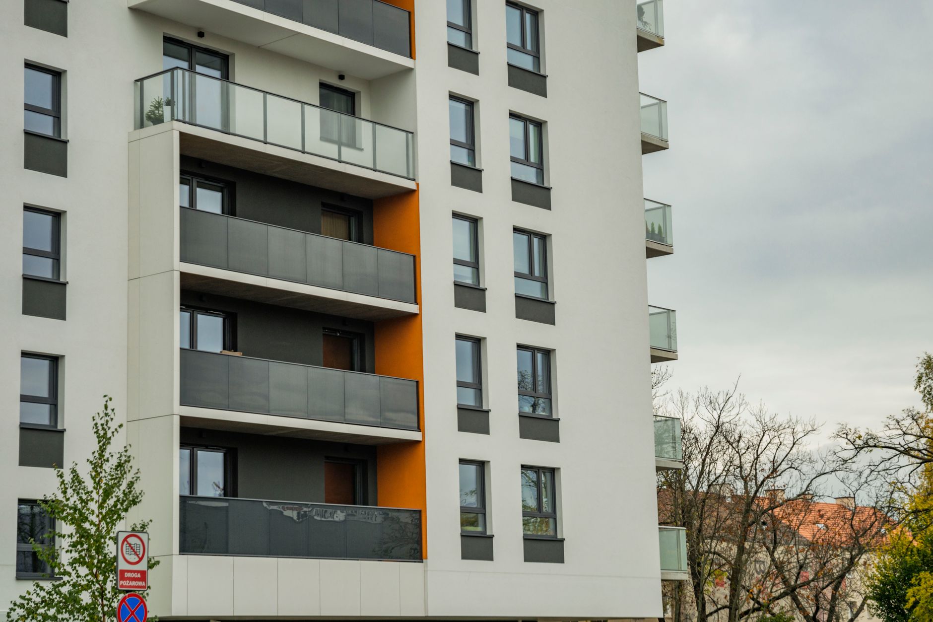 What's Going On With Artis Real Estate Investment Trust Stock Monday?