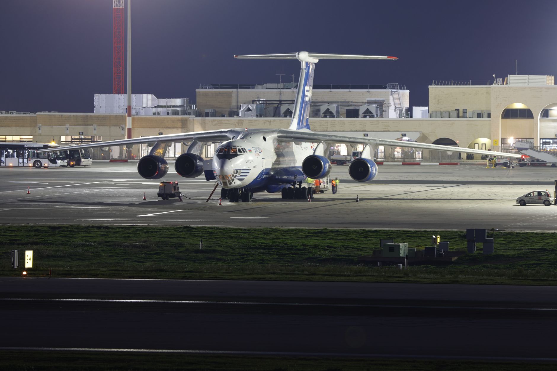 What's Going On With Cargojet Inc Stock Monday?