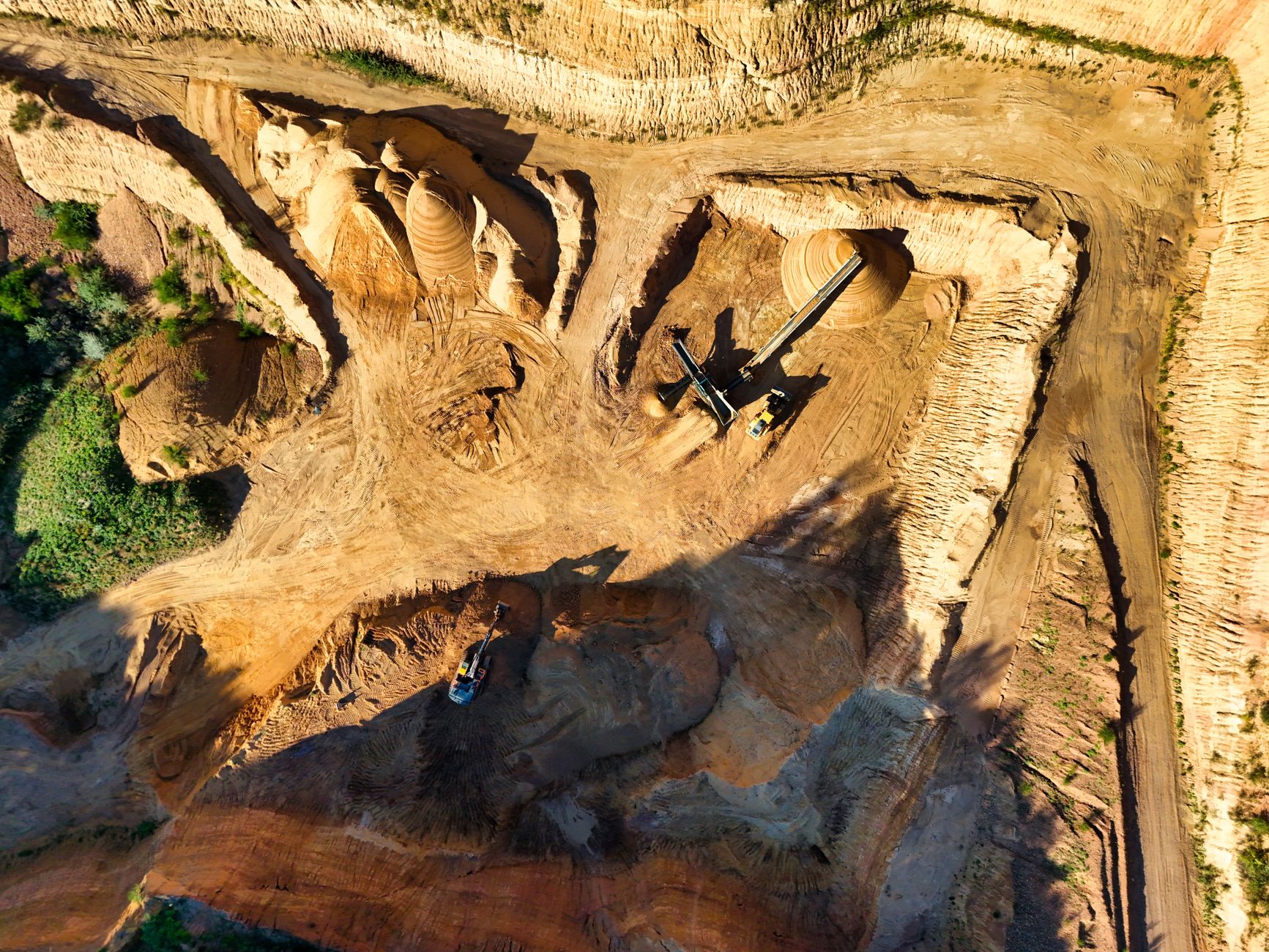 What's Going On With ILC Critical Minerals Ltd. Stock Monday?