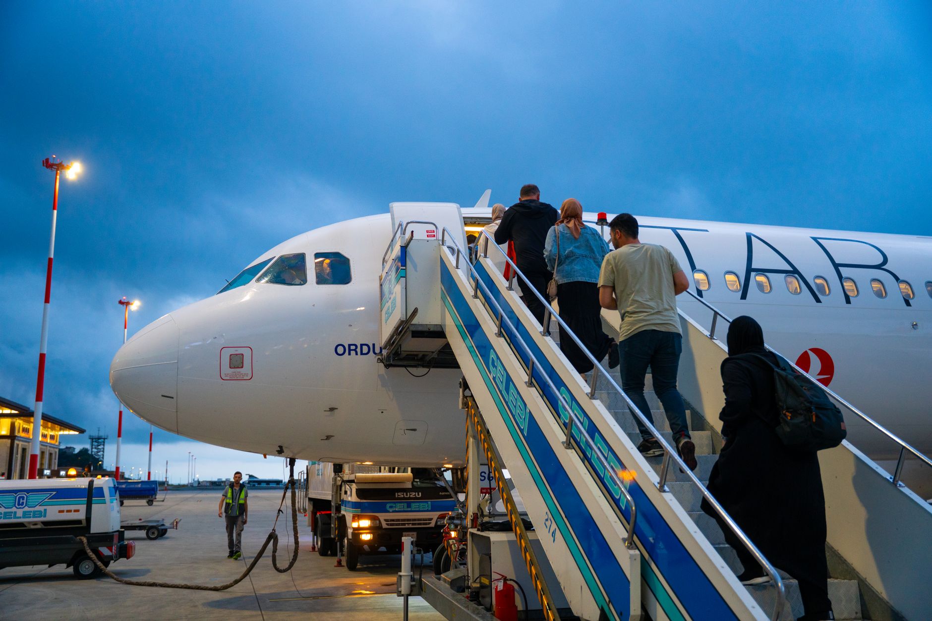 Why Air Canada stock is tanking today