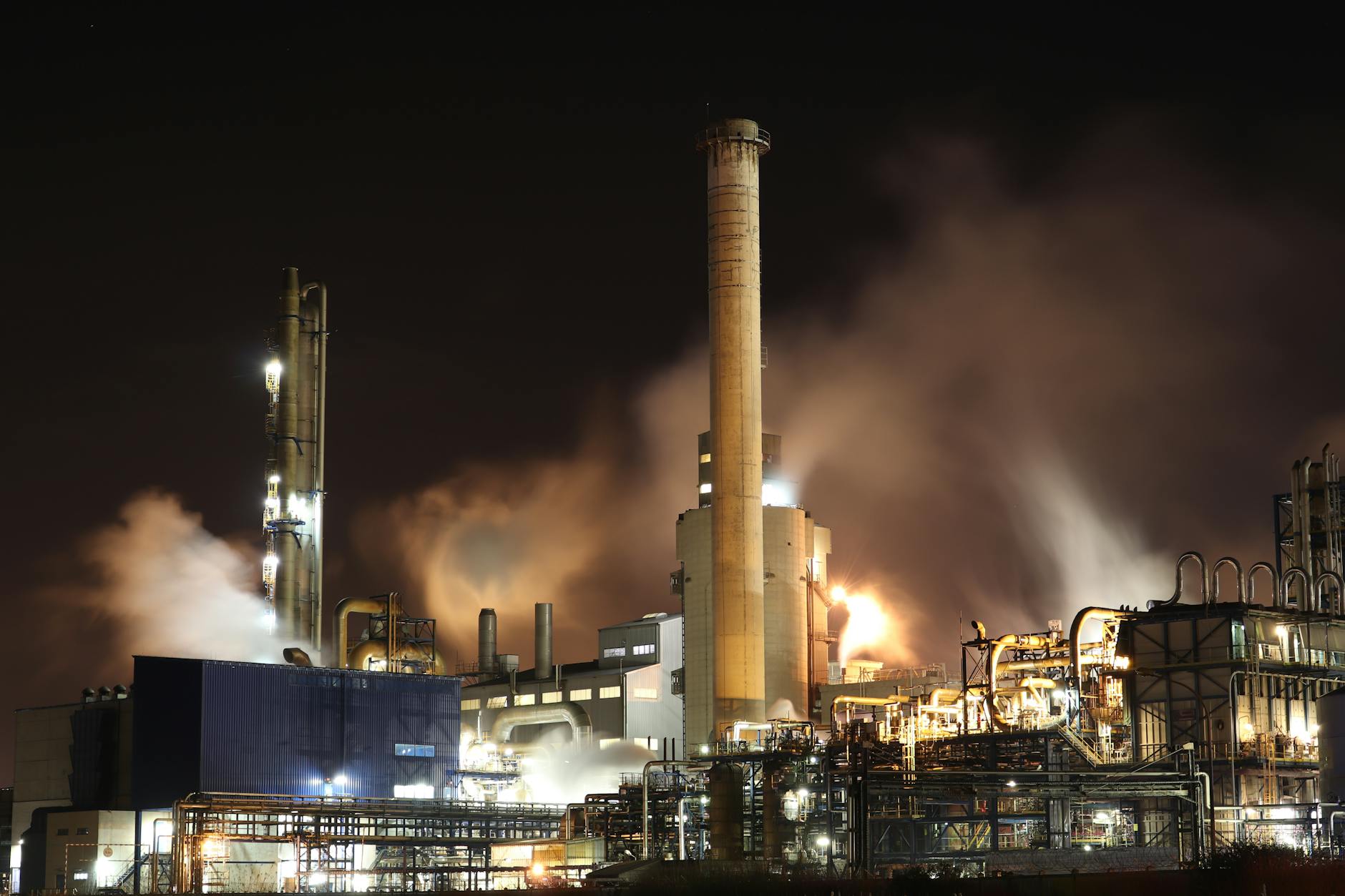 Ovintiv Inc Surges 4.5% in a Day as Oil Prices Stabilize