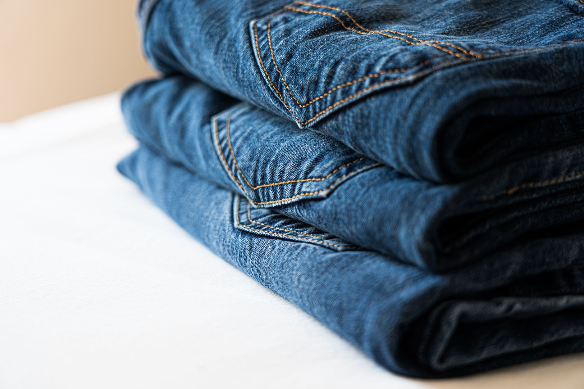 What's Going On With Canada Goose Holdings Inc Stock Thursday?