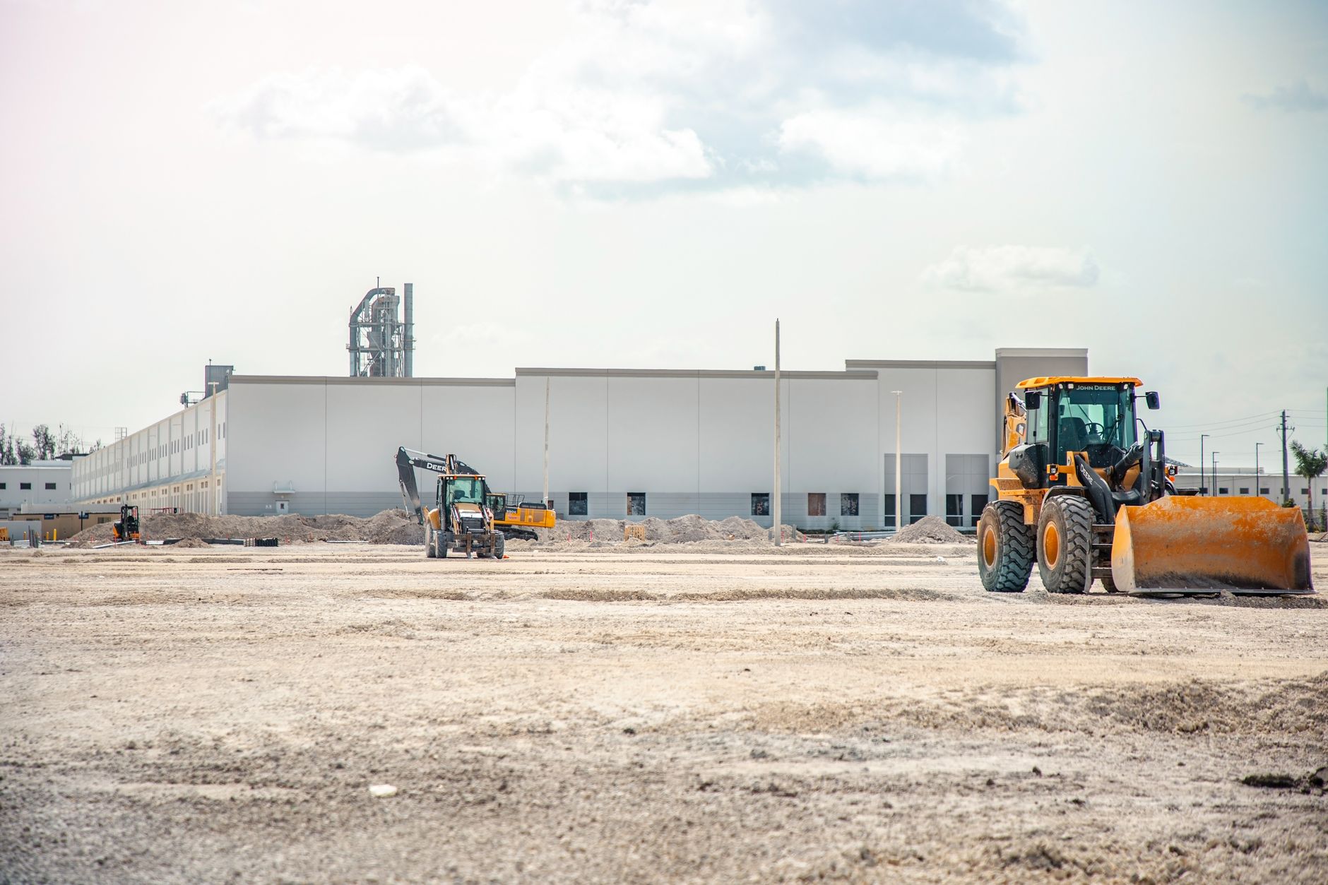 What's Going On With Stantec Inc Stock Monday?