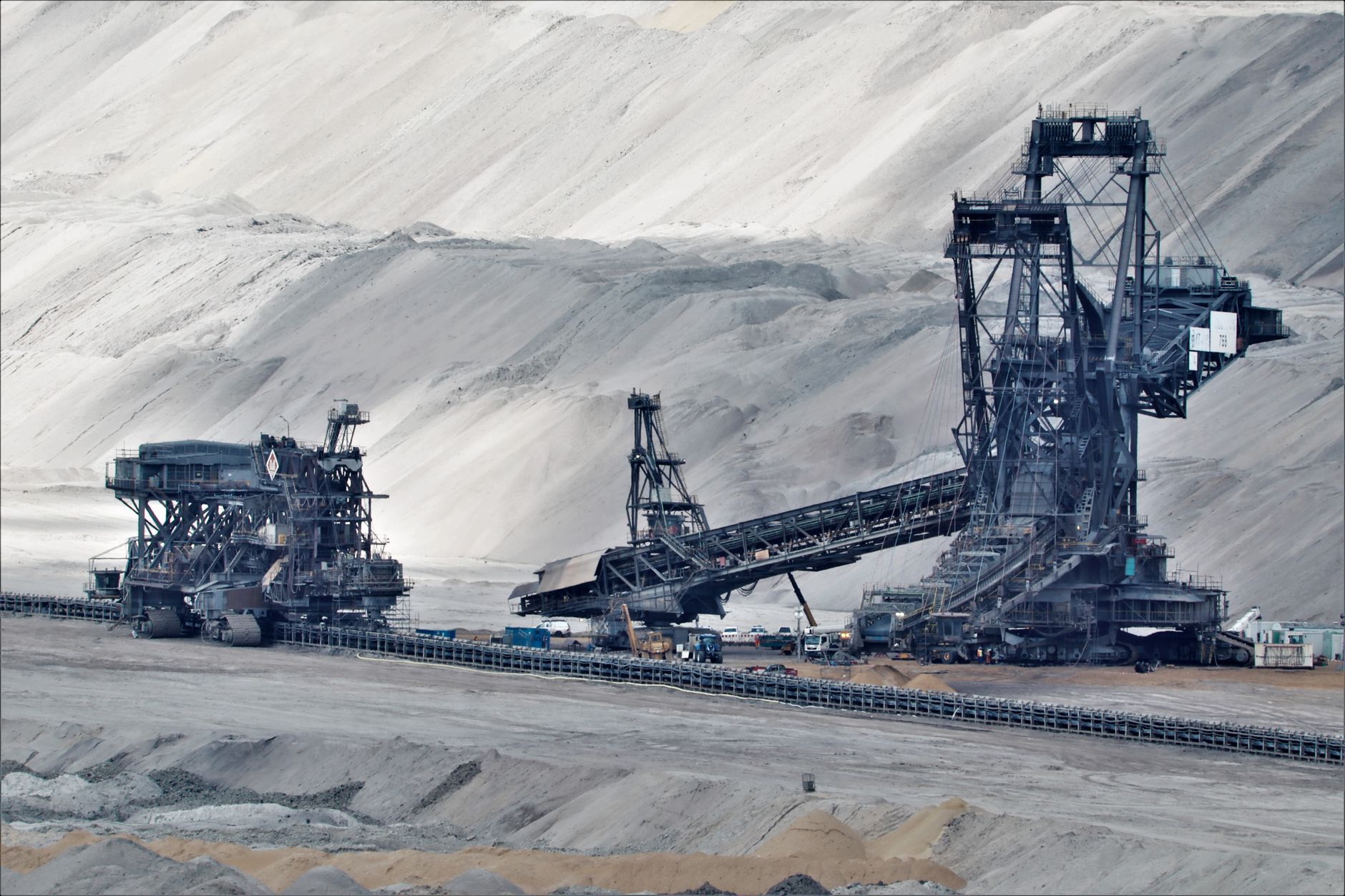 Why Sierra Madre Gold and Silver Ltd stock is sliding today