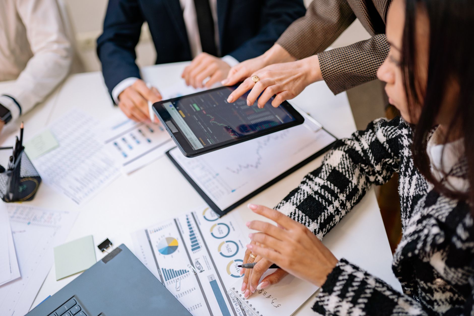 Why Evertz Technologies Limited stock is sliding today