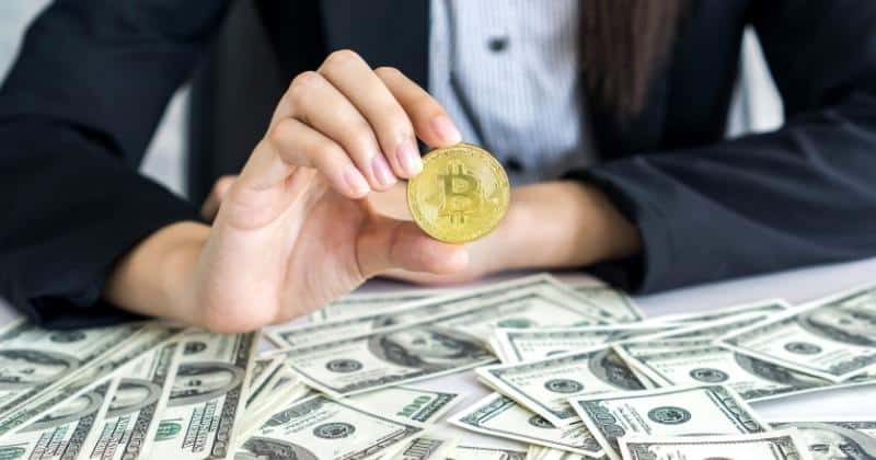 How To Cash Out Bitcoin In Canada (2026): 3 Easy Ways