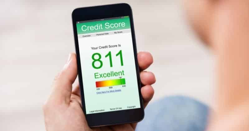 Refresh Financial Review 2026: Credit Builder in Canada