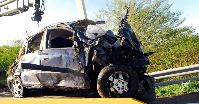 Totaled Car In Canada? Here’s What To Do Next (2026)