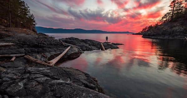 20 Warmest Places To Live In Canada (2026)